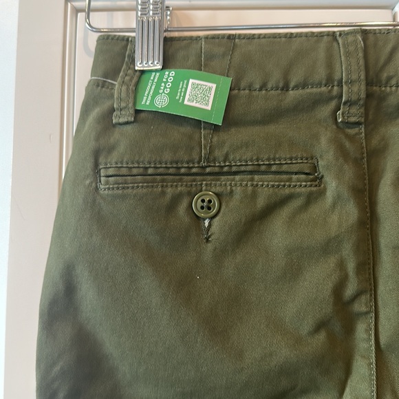 New Gap Kids Uniformed Lived-In Khakis with Washwell - Picture 3 of 5